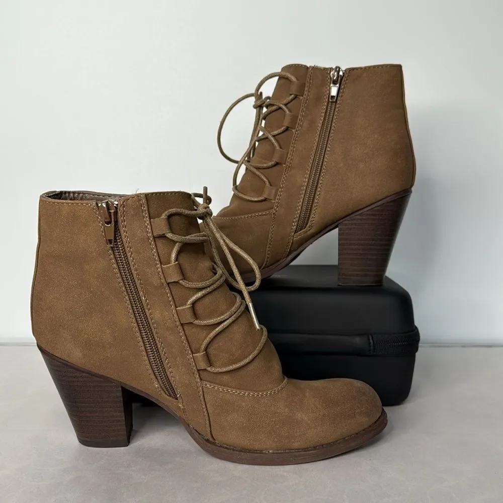 Pierre Dumas Tan Lace-Up Ankle Booties Size 8